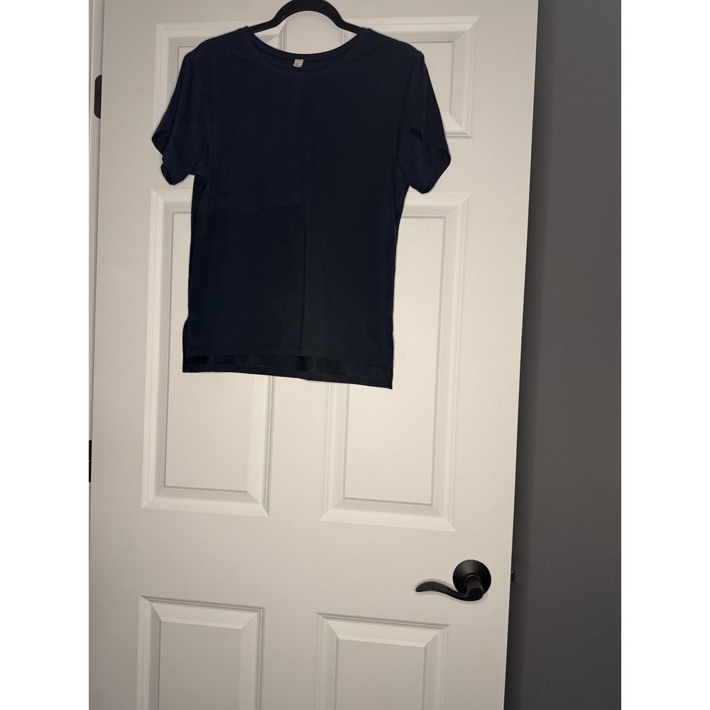 Lululemon Short Sleeve Activewear T Shirt 4 Navy Slits In Sides